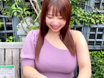 企画ナンパされたワンショルダー着衣巨乳ちゃんがエロパコ！爆乳ぷるんぷるん乳揺れえちっくす！の画像