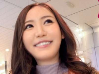 【東希美】※閲覧注意※絶叫お姉さんがイッても止めないガチ責め！床に張り付け拘束したままで激イカセ！潮吹きおしっこ！の画像