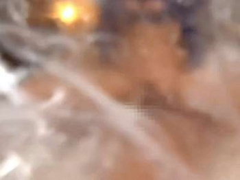 素人企画で放尿ドパ美人がえちえちSEX！電マ・オナニー潮吹き！連発ハメ潮おしっこ潮柱ックス！の画像