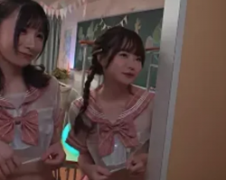 【松本いちか】エロい体のちっぱい+巨尻ロリ系痴女女子校生たちとセックスの画像