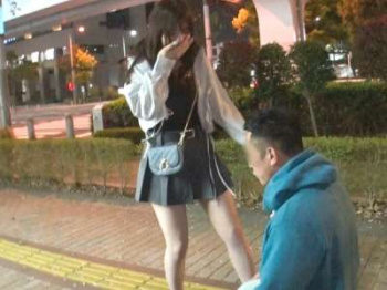 企画ナンパされたユサユサ爆乳お姉さんがえちえちSEX！ぱんぱん立ちバックで乳揺れ！ギッコギコ背面座位！の画像