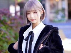 【素人ナンパ】ロリ可愛い見た目で経験人数3桁な痴女ギャルをお持ち帰り！舌ピがエロい美少女に乱交3Pで連続中出しSEX！の画像