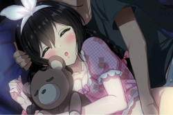 小さい頃から兄と相部屋…膣を触られることが当たり前な女の子が禁断の近親姦!パンTズラしてぬっぽり生ハメ?の画像