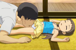 遊び疲れてうたた寝中の幼い娘…純白のお子ちゃまパンツをクンクン嗅ぐヤベェおとなが発情ザーメンぶっかけの鬼畜?の画像