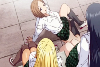 イケイケの女子高生が勢いで反り勃つチンポをインサート！奥をズンズン突かれる快感にメス堕ちの表情がイイ?の画像
