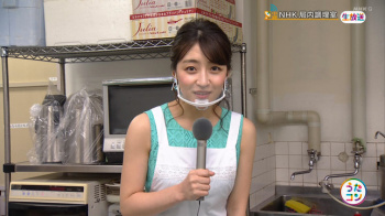 赤木野々花アナ　巨乳くっきりボディコンノースリ＋エプロン！！【GIF動画あり】の画像