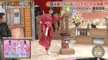 鷲見玲奈アナのスカートがはだける！！の画像