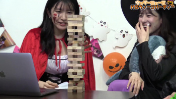 お天気キャスターのハロウィンパーティーで谷間がチラ見え!!【GIF動画あり】の画像