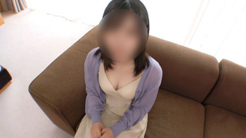【19歳女子大生】経験が少ないのがコンプレックスなので経験を積みたいとAV出演！！の画像