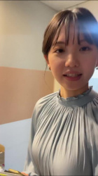 田中瞳アナ　横乳を接写される！！【GIF動画あり】の画像