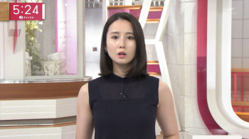 森川夕貴アナ　セクシーなノースリーブが透ける！！【GIF動画あり】の画像