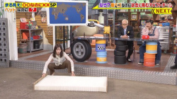 岩田絵里奈アナ　ピタパンの大股開きポーズを正面から撮られてしまう！！【GIF動画あり】の画像