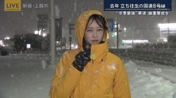 下村彩里アナ　大雪の現場中継！【GIF動画あり】の画像