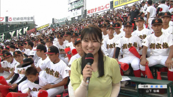 山下佳織アナ　甲子園スタンドレポート！！の画像