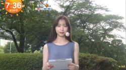 林佑香アナ セクシーノースリーブ!!の画像