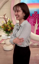 河出奈都美アナ　腕組みで巨乳を強調！！【GIF動画あり】の画像