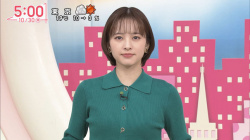 河出奈都美アナ ニットの巨乳!!の画像