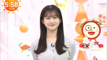 原田葵アナ　ニットの豊乳！！の画像