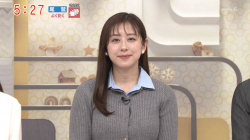 斎藤ちはるアナ　ニットで豊乳がくっきり！！の画像