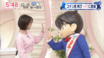 河出奈都美アナ　タッチをして巨乳が揺れてしまう！！【GIF動画あり】の画像