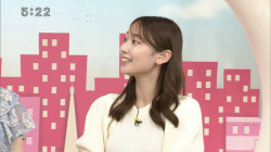 林田美学アナ　ニットで胸元強調！！の画像