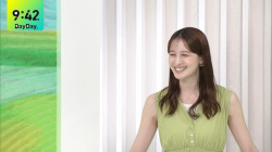 後呂有紗アナ　セクシーノースリーブ脇！！の画像
