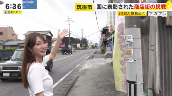 赤木希アナ　巨乳横乳！！の画像