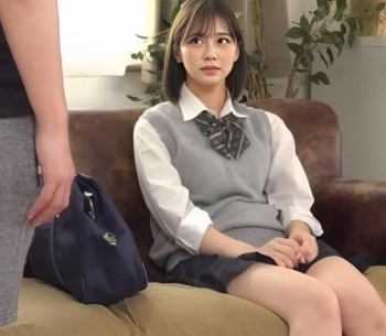 【巨乳女子校生レ●プ】『ダメ…やめて…』クソ生意気な妹の弱みを握って言いなりセックス！パイパンまんこに中出ししてやった！の画像
