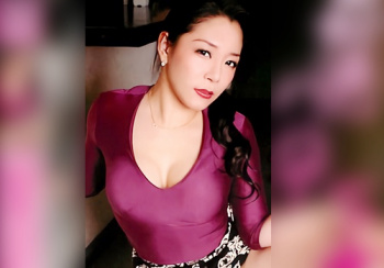 【美魔女管理人】「チンポ大好きなのぉ♡」ムチムチ巨乳おっぱいの変態おばさんが3人の下宿人のチンポを相手に乱れまくる！の画像