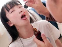 【キメセク調教】 つるぺた幼女をクスリで堕とす！嬲る！中出す！キモオジ！の画像