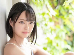 【粒楽あむ 三連発】 週末はこの圧倒的美少女ロリ系AV女優でシコれ！の画像