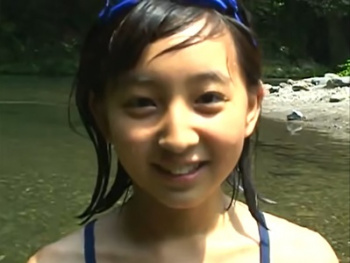 【ロリIV】 有名声優になったりっぴーのジュニアアイドル時代を堪能しよう～飯田里穂の画像