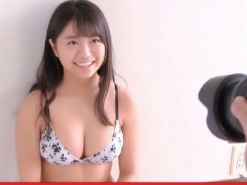 【大原優乃】 高画質と長尺で観る、悪魔的ロリ巨乳のグラビアアイドル動画♪の画像