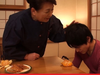 【老女注意】 うちのお婆ちゃん…優しいけどとっても助平なんです！の画像