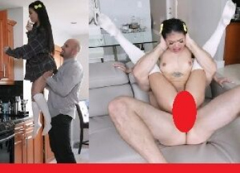 【海外ロリ】 軽くて小さい東洋の神秘的女子。すっげぇ体位で犯される！の画像