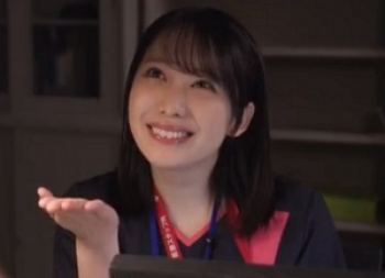【ベロチュー顔舐め】可愛すぎる顔で汚い肉棒を舐め散らかし豪快に突き上げられ取り乱す神乳女の画像
