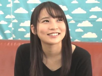 【素人ナンパ】可愛い美少女JDがAV男優の凄テク我慢ゲーム企画で潮吹きアクメで絶頂イキし罰ゲーム種付け膣内射精セックス！の画像