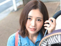子持ち夫婦ナンパ企画で三十路美魔女美女人妻に巨根デカチンの悩み相談!家族を待たせ中出しされた浮気妻の不倫NTRセックス!の画像