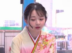 SEXしないと脱出できないマジックミラー号で美少女JDと大学教授先生が2人きり⁉大学生女子の袴脱がしセックスするエロ企画！の画像