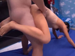 『童貞…じゃないんじゃ…』日焼け跡ボディのトライアスロン部美少女JD！童貞のフリしたAV男優の巨根デカチンでエロセックス‼の画像