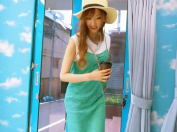 【マジックミラー号】スレンダーな美人の奥様を人妻ナンパ!雑誌モデル募集とか言いつつ、種付け中出しに成功w【寝取られ素人】の画像