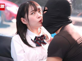 【MM号】ウブ可愛い女子高生にねちっこい濃厚接吻を味わってもらいます!段々脳までトロけそうな気持ち良さになりSEX突入!の画像