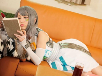 スマホが敏感な女の子になってしまってスマホと濃厚エロセックス体験!超ハイパースペクタクルAV!の画像