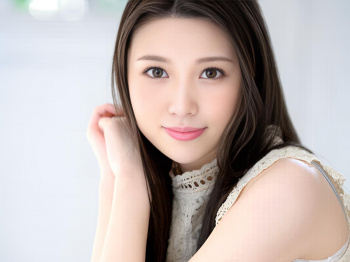 ＜AVデビュー＞31歳のセレブ清楚な受付嬢の初撮りSEXを拝む！色白美乳を乳揺れさせる人妻熟女の濃厚エロな不倫セックス！の画像