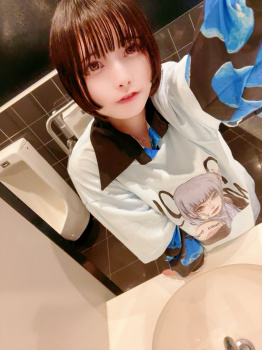 【動画像】美少女(♂)の潮吹きオナニー動画、ガチで発見されるwwwwwwの画像