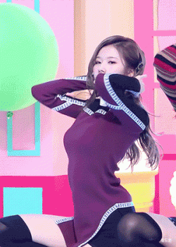 【動画像】韓国アイドルさん、腰振りが性的すぎてえちえちがとまらないwwwwwwの画像