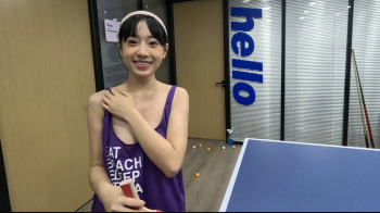 【動画像】「おっぱいピアノ」ならぬ「おっぱい卓球」が現れてしまうwwwwwwwwwの画像