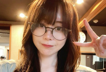 【画像】弱男の姫・たぬかなさん、お気に入りの角度と加工無しだときびしいwwwwwwwの画像