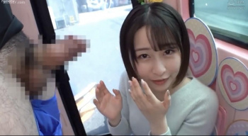 【画像】まんさん「えっ待って、チンチンちっちゃくない?」の画像