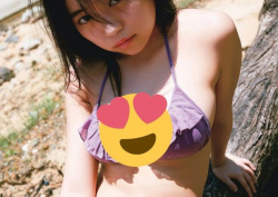 【朗報】小学4年生、グラビアで興奮してしまうwwwwwwwwwの画像